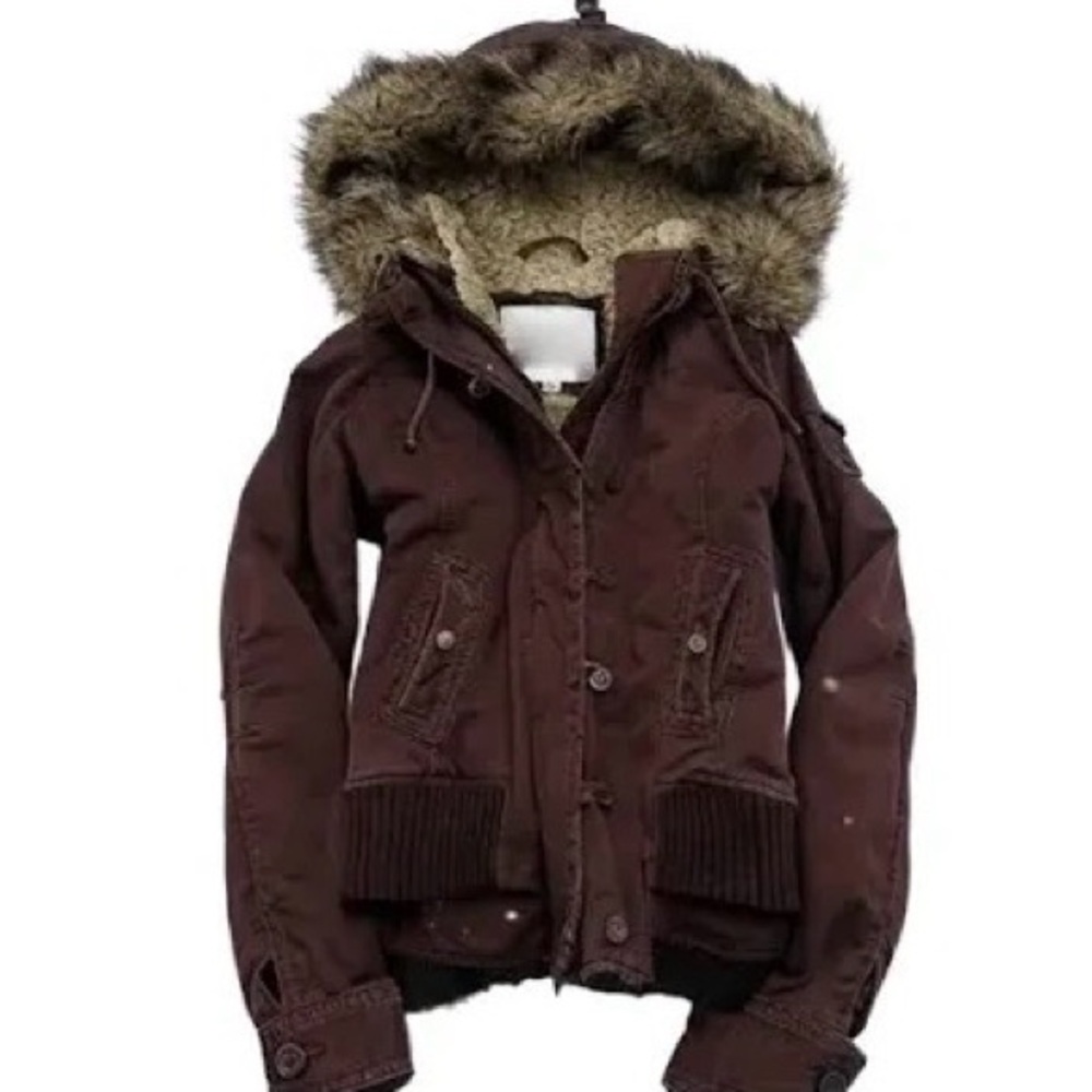Abercrombie or hollister!!